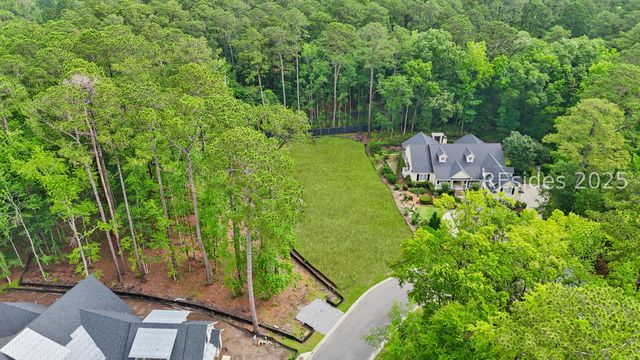 8 Woodside Cir, Okatie, SC 29909