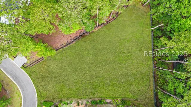 8 Woodside Cir, Okatie, SC 29909