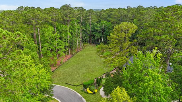 8 Woodside Cir, Okatie, SC 29909