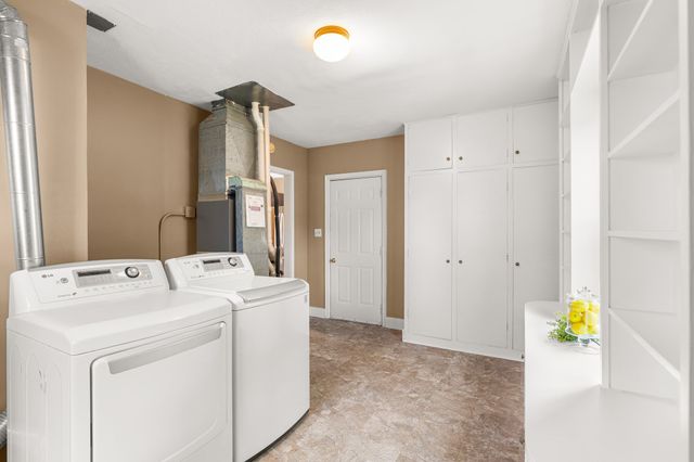 6116 Harwood Drive, Des Moines, IA 50312