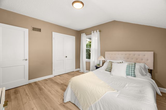 6116 Harwood Drive, Des Moines, IA 50312