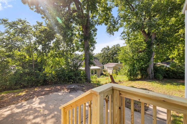 6116 Harwood Drive, Des Moines, IA 50312