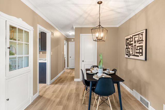 6116 Harwood Drive, Des Moines, IA 50312