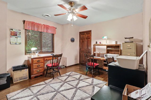 428 Pickwick Place, Valparaiso, IN 46385