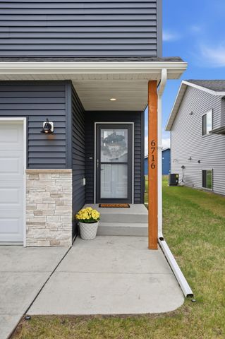 6716 66th Avenue S, Horace, ND 58047