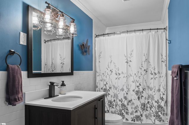 219 Motor Boat Club Road, Greenville, SC 29611