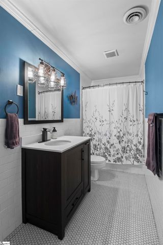 219 Motor Boat Club Road, Greenville, SC 29611