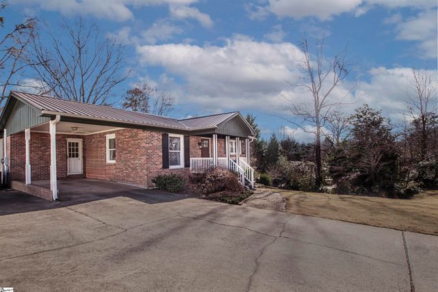 219 Motor Boat Club Road, Greenville, SC 29611