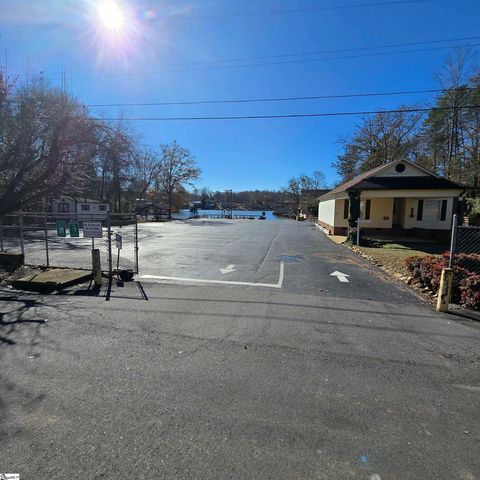 219 Motor Boat Club Road, Greenville, SC 29611