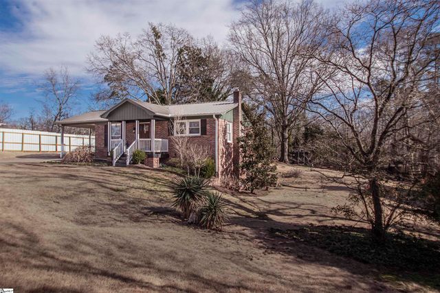 219 Motor Boat Club Road, Greenville, SC 29611