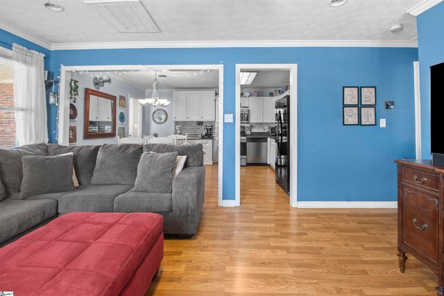 219 Motor Boat Club Road, Greenville, SC 29611