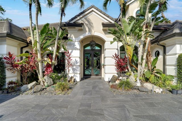 18989 SE Windward Island Ln, Jupiter, FL 33458
