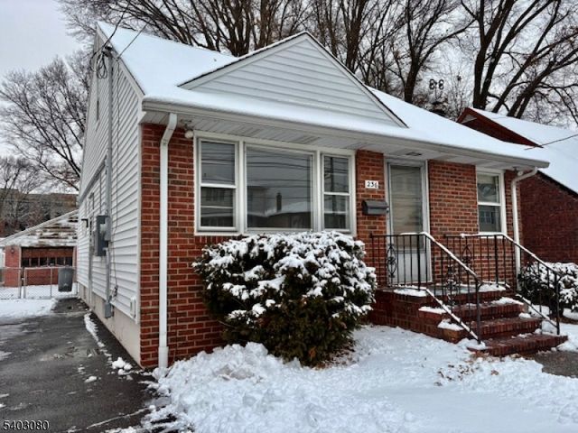 236 W Linden Ave, Linden City, NJ 07036