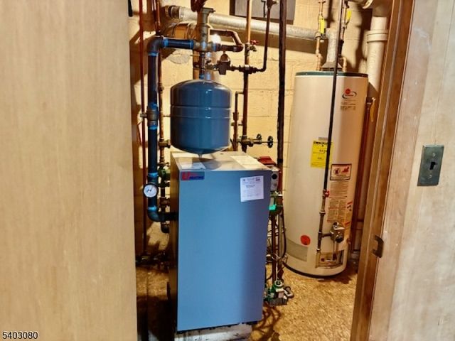 236 W Linden Ave, Linden City, NJ 07036