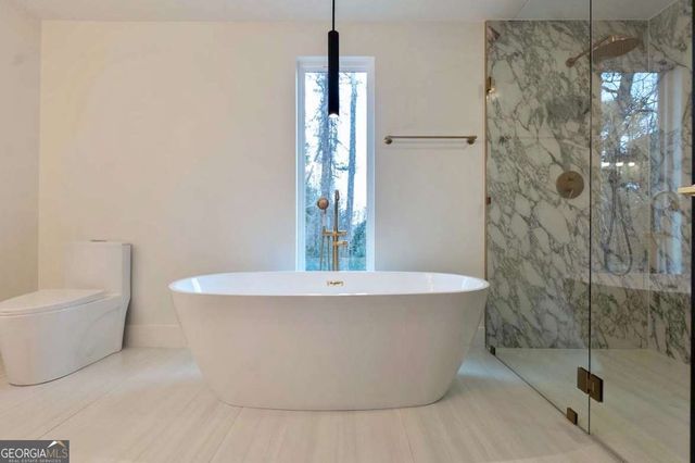 2372 Smokehouse Path, Lawrenceville, GA 30044