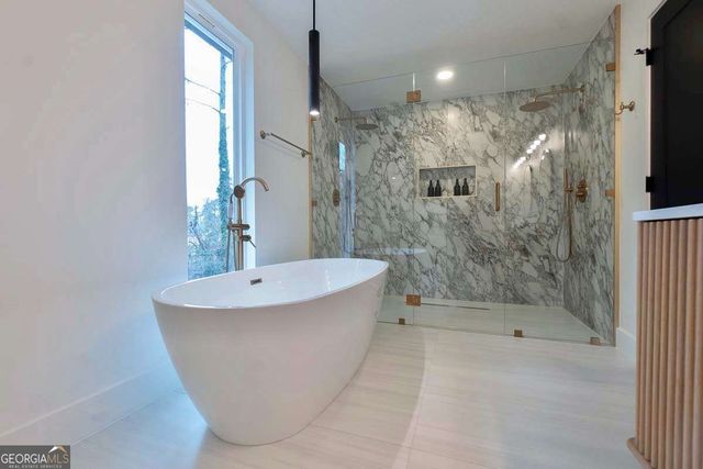 2372 Smokehouse Path, Lawrenceville, GA 30044