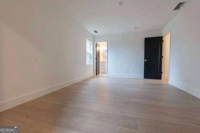 2372 Smokehouse Path, Lawrenceville, GA 30044