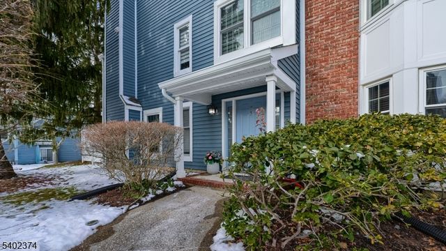 73 Laurelwood Ct, Rockaway Twp., NJ 07866