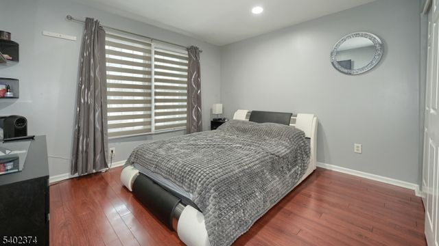 73 Laurelwood Ct, Rockaway Twp., NJ 07866