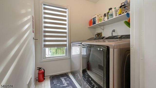 73 Laurelwood Ct, Rockaway Twp., NJ 07866