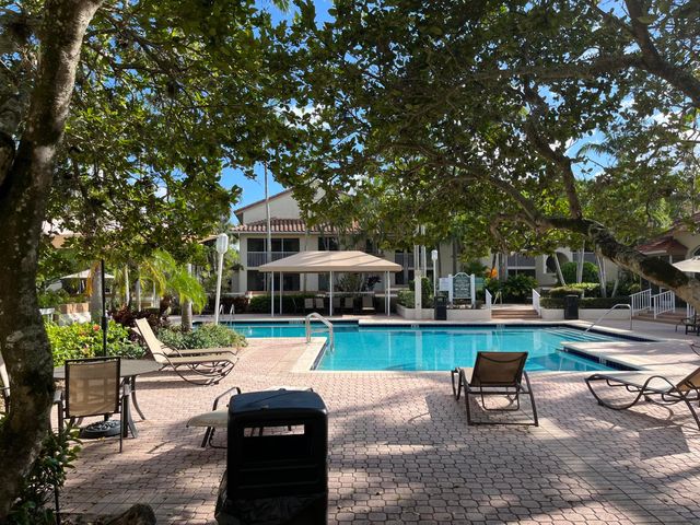 18106 Glenmoor Drive, West Palm Beach, FL 33409