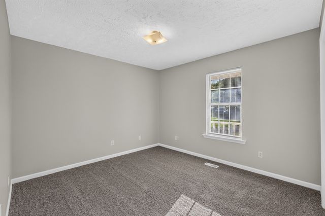 2109 Dothan Dr, Murfreesboro, TN 37128