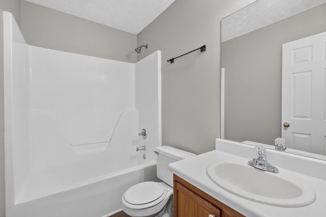 2109 Dothan Dr, Murfreesboro, TN 37128