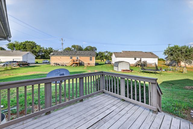 2109 Dothan Dr, Murfreesboro, TN 37128