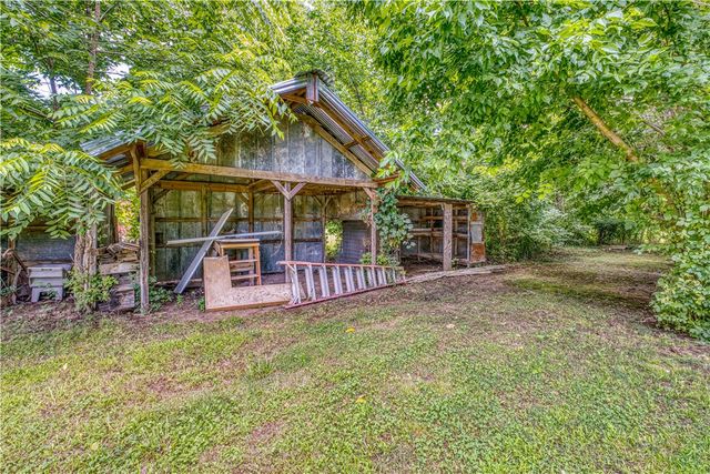 66 Owl Lane, Alpena, AR 72611