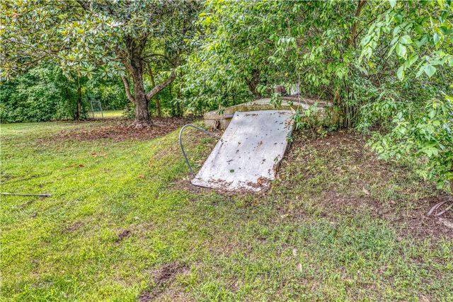 66 Owl Lane, Alpena, AR 72611