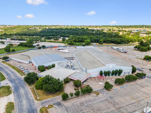 125 Camelot Street, Glen Rose, TX 76043