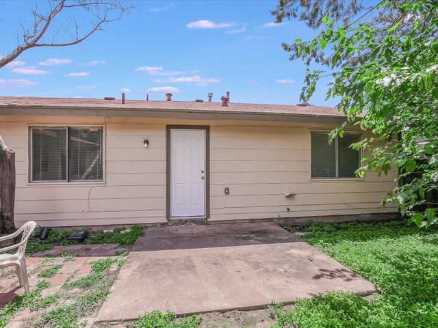 403 Janis A, Georgetown, TX 78628
