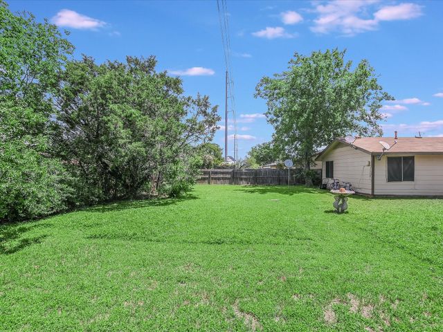 403 Janis A, Georgetown, TX 78628