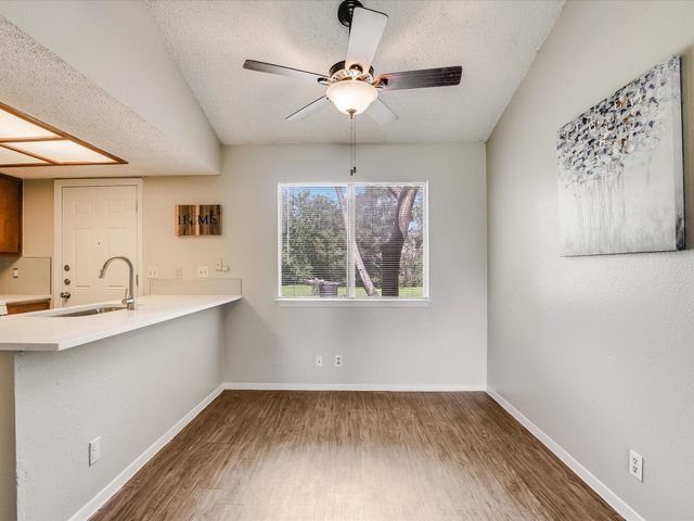 403 Janis A, Georgetown, TX 78628