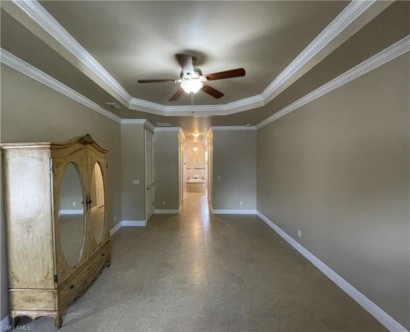 511 SW 7th PL, Cape Coral, FL 33991