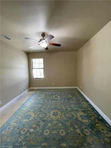511 SW 7th PL, Cape Coral, FL 33991