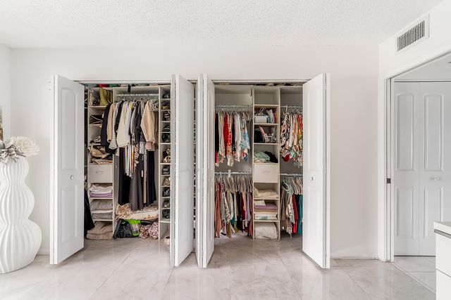 1012 Lincoln A, Boca Raton, FL 33434