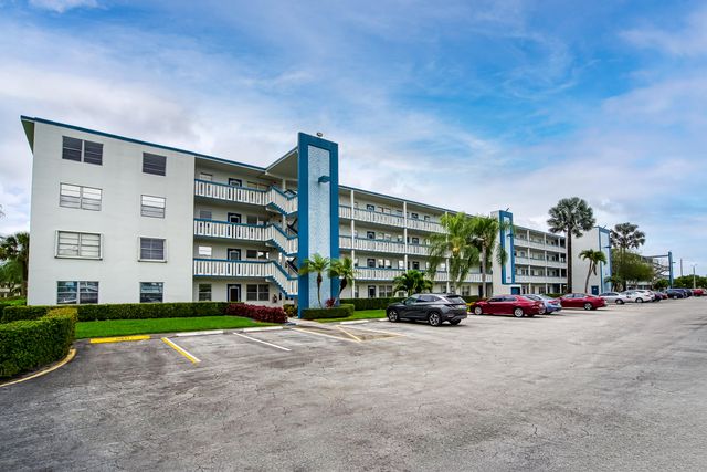 1012 Lincoln A, Boca Raton, FL 33434