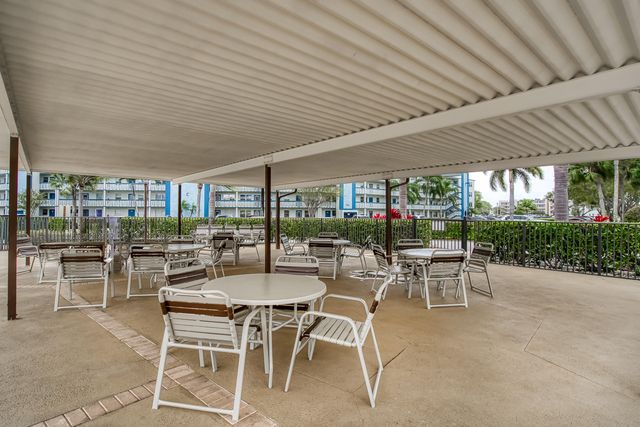 1012 Lincoln A, Boca Raton, FL 33434