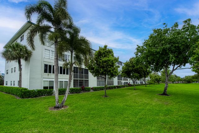 1012 Lincoln A, Boca Raton, FL 33434