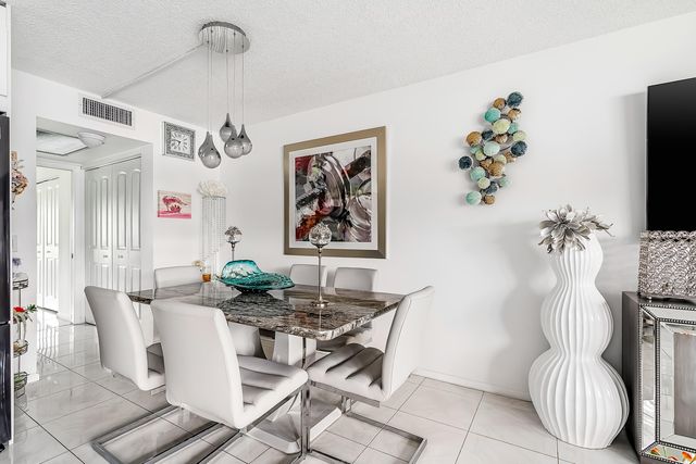 1012 Lincoln A, Boca Raton, FL 33434