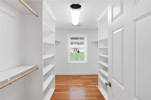 10 Stirling Drive, Glocester, RI 02857