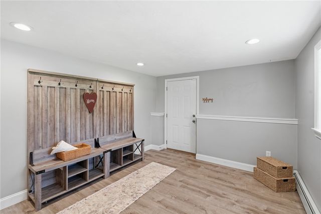 10 Stirling Drive, Glocester, RI 02857