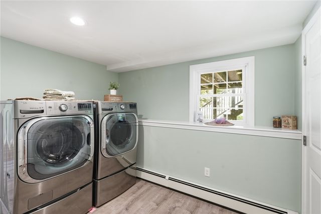 10 Stirling Drive, Glocester, RI 02857
