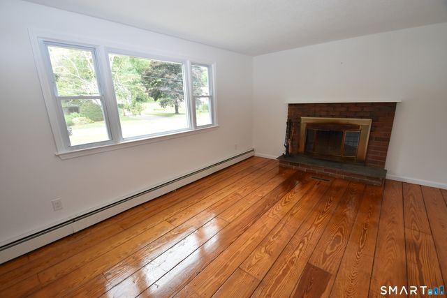 28 Hickory Road, Colchester, CT 06415