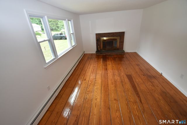 28 Hickory Road, Colchester, CT 06415