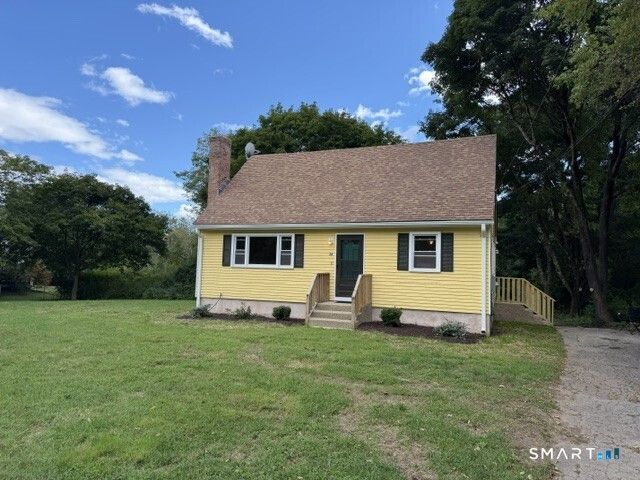 28 Hickory Road, Colchester, CT 06415