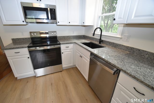 28 Hickory Road, Colchester, CT 06415