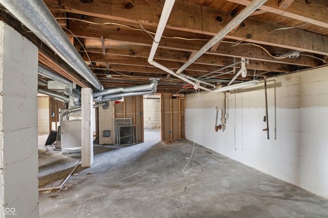 6335 E 16th Street, Indianapolis, IN 46219