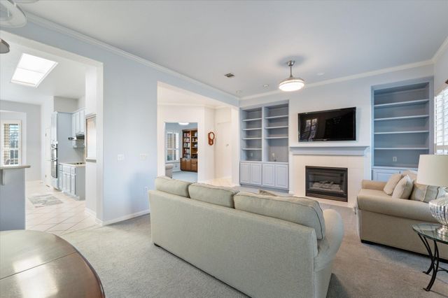 112 Lone Star DR, Georgetown, TX 78633